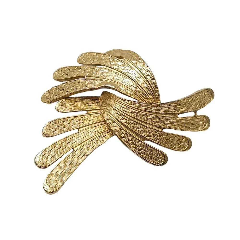 Three Wings Abstract Hammered Brooch Pin Gold Tone Vintage